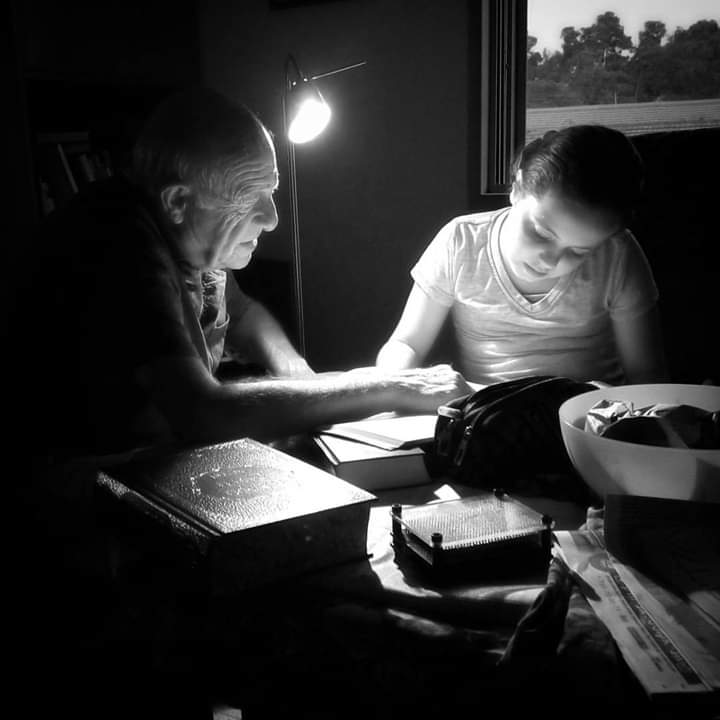 עבודת שורשים by Niva hilz - Illustrated by ניבה הילס - Ourboox.com