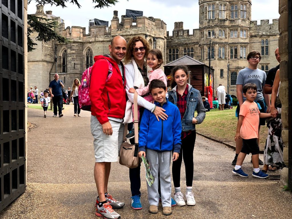 עבודת שורשים by neta canetti - Illustrated by נטע קנטי - Ourboox.com