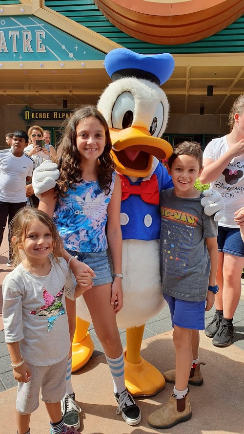 עבודת שורשים by neta canetti - Illustrated by נטע קנטי - Ourboox.com