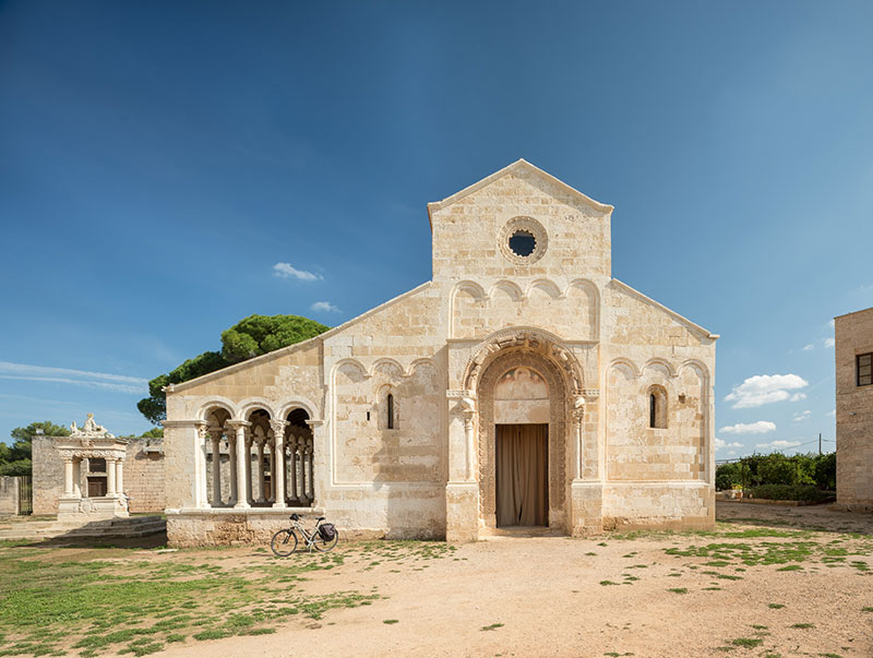 Abbazia Santa Maria di Cerrate by Maria Giordano - Ourboox.com