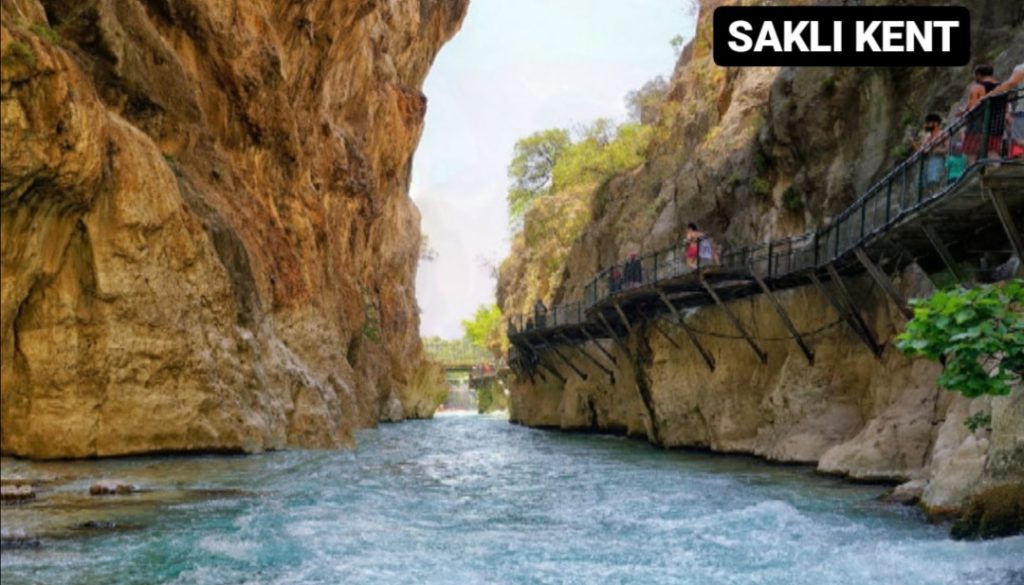 BENİM ÜLKEM by MERT PEKMEZ - Ourboox.com