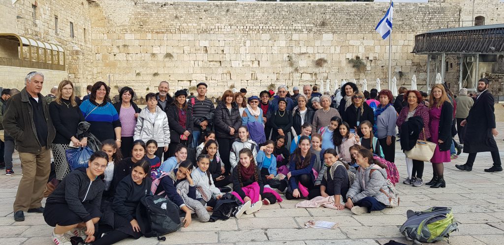 כיתה ו’ מסכמות מחצית by class - Illustrated by כיתה ו