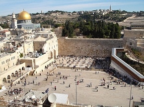 A trip to the Kotel by SAHAR ASHTAMKER - Ourboox.com