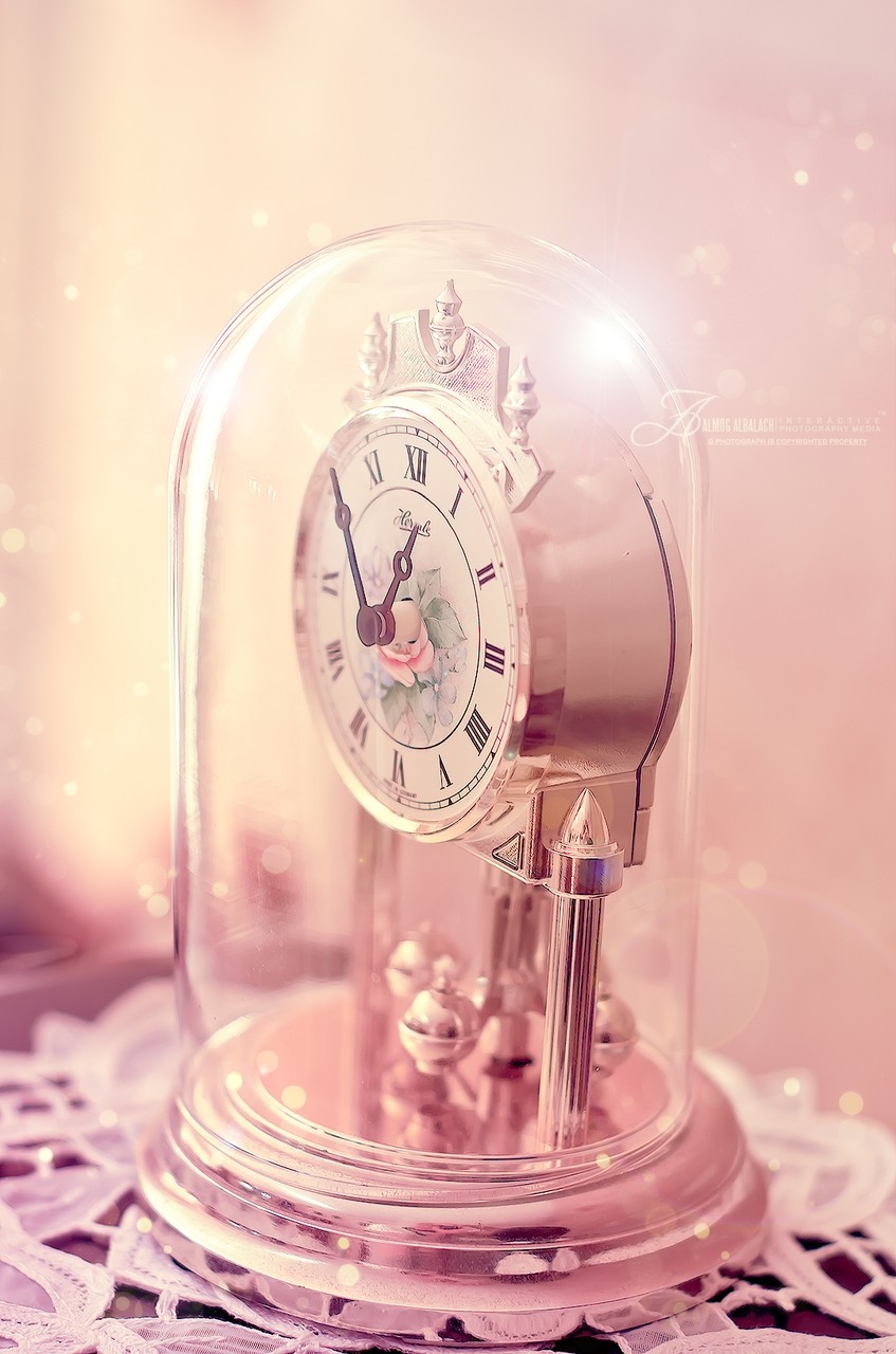 Once upon a time there was a woman called Elsa. she was very beautiful and had magical powers. she was able to change climate .