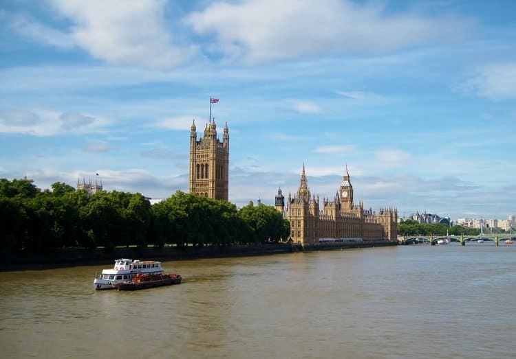 The first meeting with London by Vladislava  - Ourboox.com