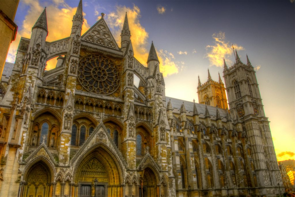 The first meeting with the city by Borisova Dominika - Illustrated by Borisova Dominika - Ourboox.com