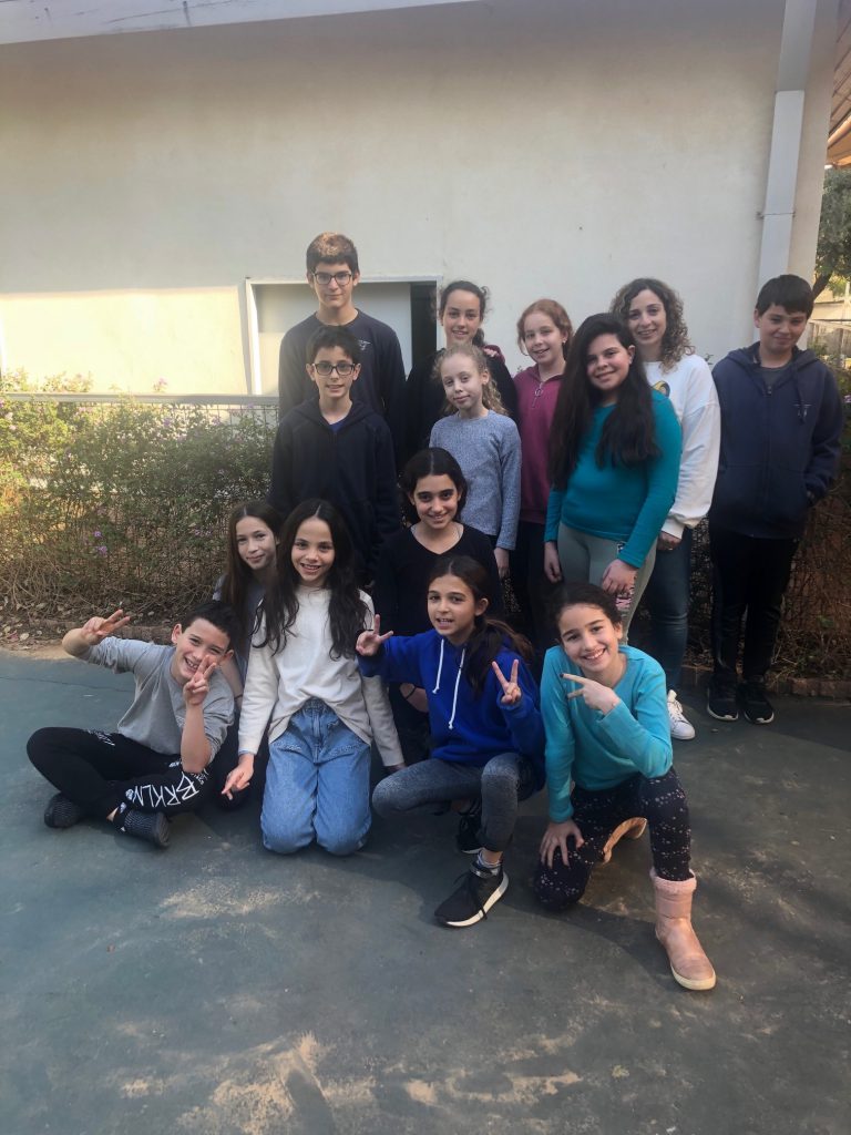 חוב”ביתון מהדורת קורונה by חברי מערכת העיתון - Ourboox.com