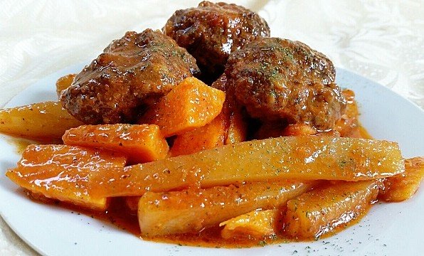 ספר מתכונים לפסח מלם תים 2020 by Ety Aharoni - Illustrated by עובדי מלם תים - Ourboox.com