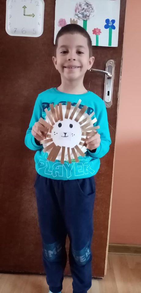 ПГ5г ЗВЕЗДНИ МЕЧЕТА by Митка Тодорова - Ourboox.com