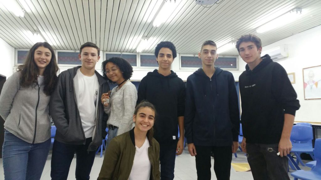 מסלול דיפלומטיה by omer primo - Illustrated by עומר פרימו מעיין פריש ערבה בנבנישת וליעם עוז בלומקין  - Ourboox.com