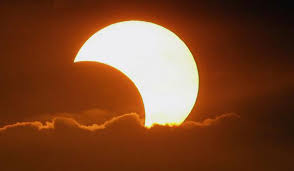 כדור הארץ והיקום- ליקוי לבנה וחמה by shir freidlander - Illustrated by שיר פרידלנדר ומור מנשה עמיר - Ourboox.com