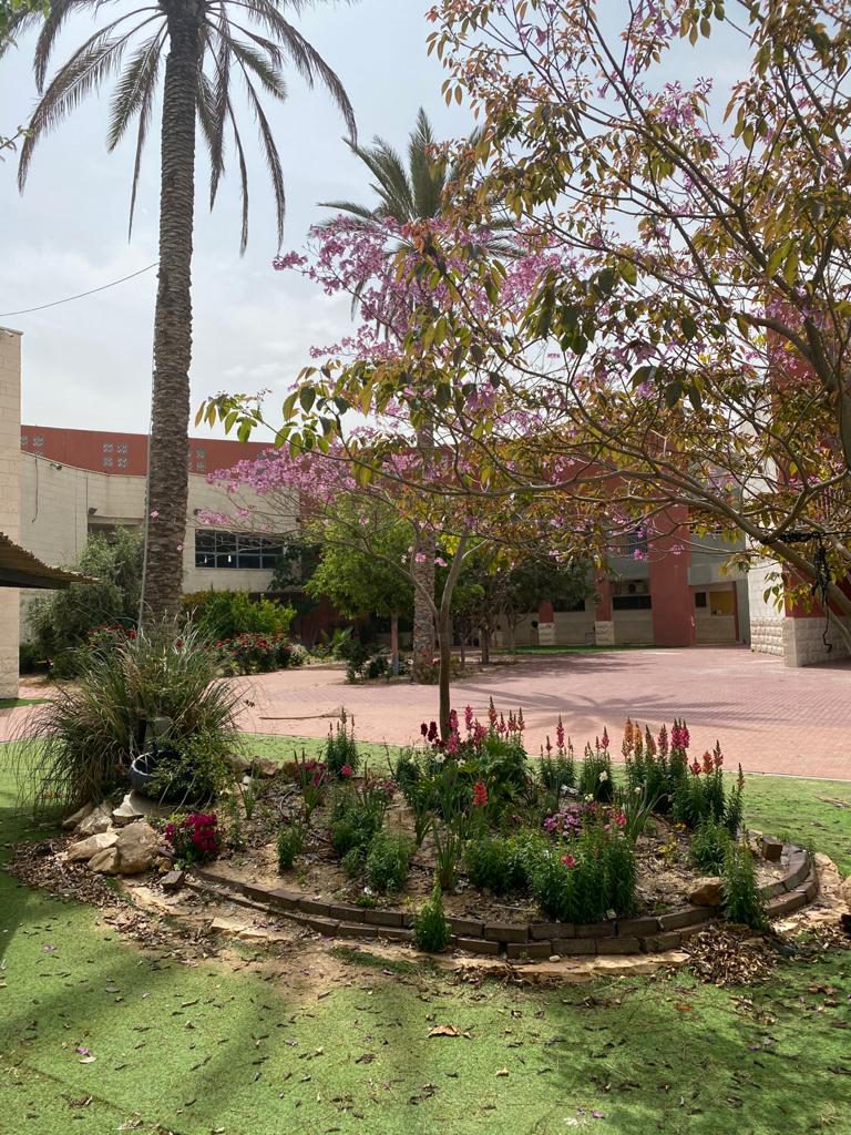 رسالتي لكم طلاب التاسع “أ” الاعزاء في ظل الكورونا by Neamat Yassin - Ourboox.com