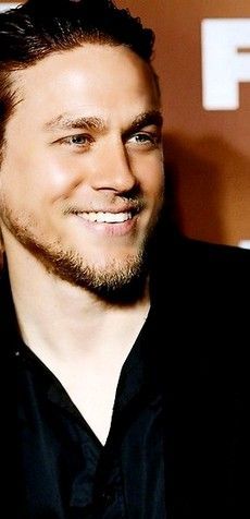 Charlie Hunnam by Vasilena - Ourboox.com