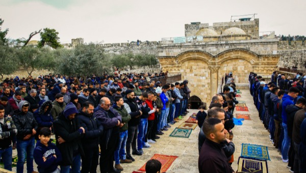 חודש רמדאן/ شهر رمضان by enas alyan - Ourboox.com