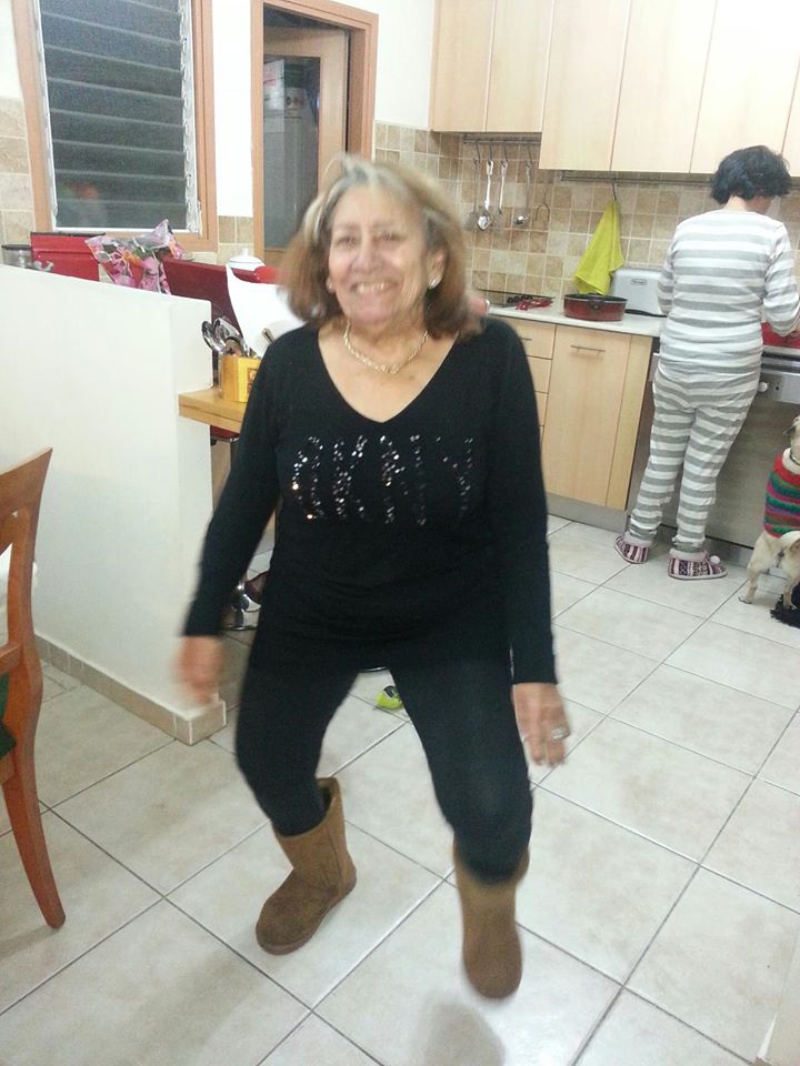 תמונות מספרות משפחה by iris levi - Illustrated by עריכה -איריס לוי - Ourboox.com