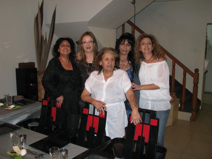 תמונות מספרות משפחה by iris levi - Illustrated by עריכה -איריס לוי - Ourboox.com