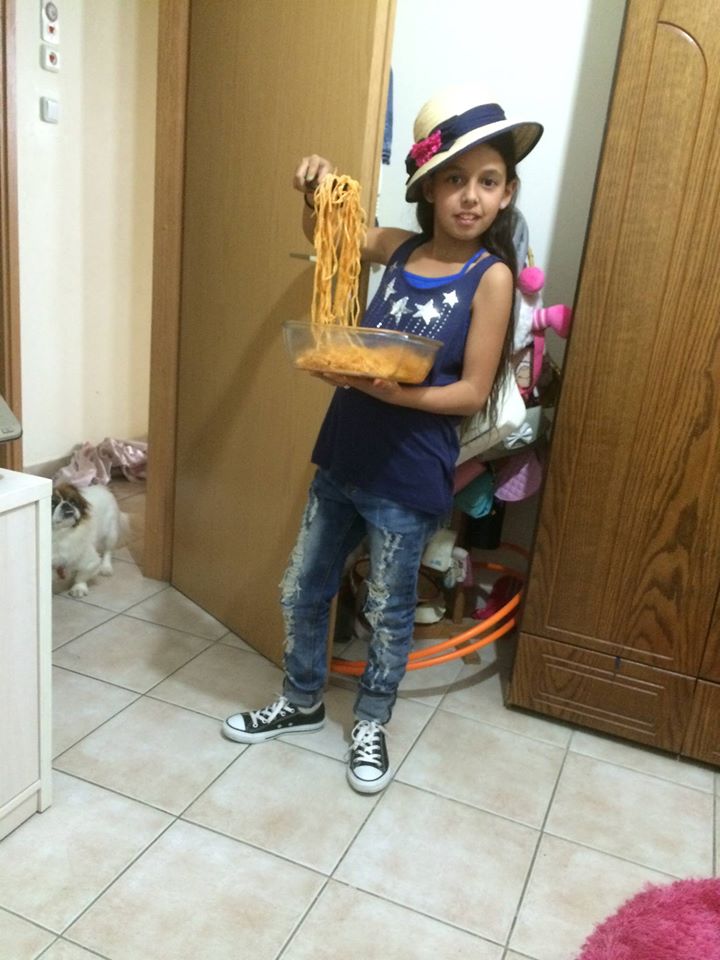 תמונות מספרות משפחה by iris levi - Illustrated by עריכה -איריס לוי - Ourboox.com