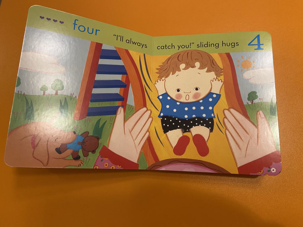 Mommy hugs by Rosanna Maragno - Ourboox.com