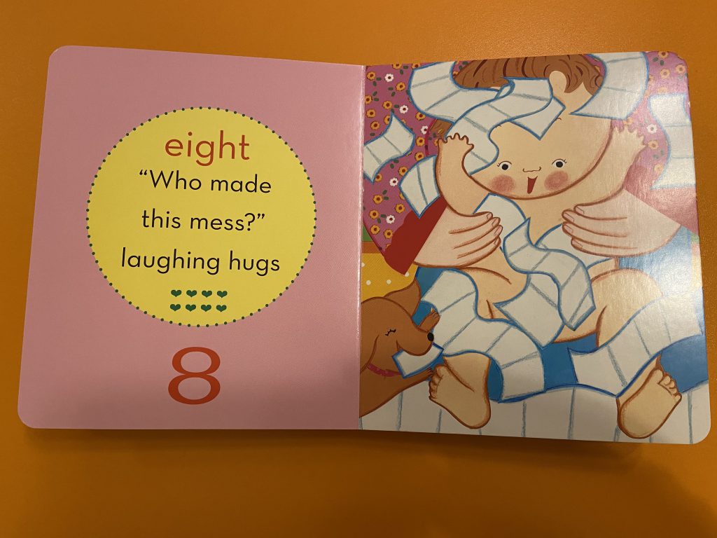 Mommy hugs by Rosanna Maragno - Ourboox.com