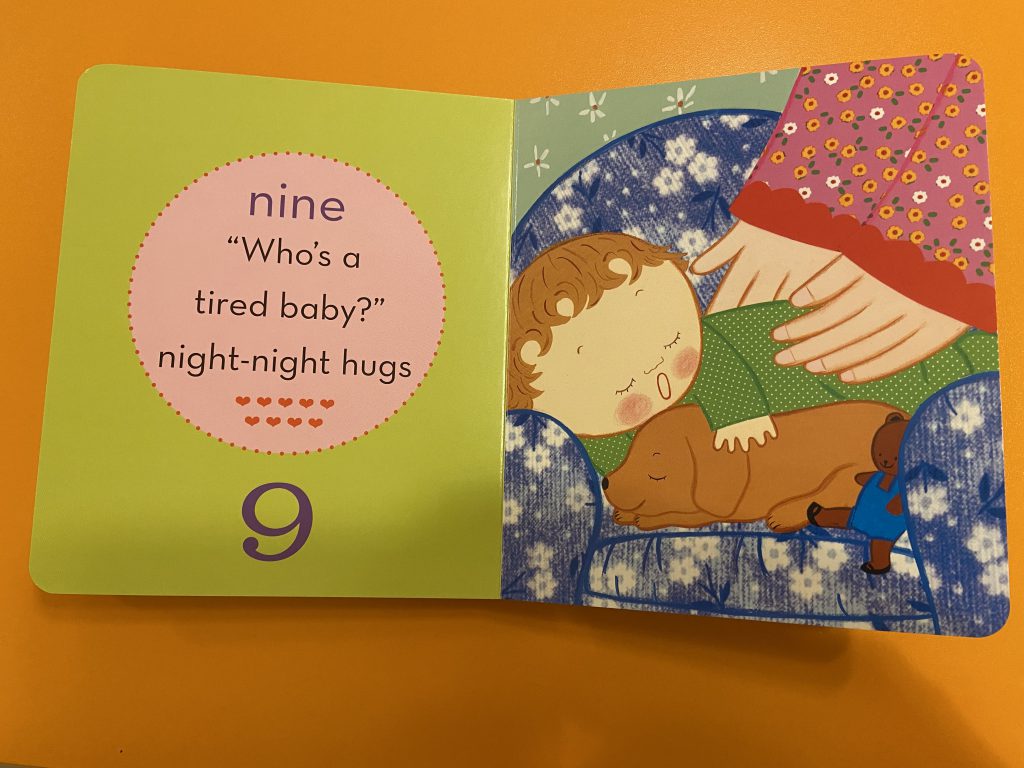 Mommy hugs by Rosanna Maragno - Ourboox.com