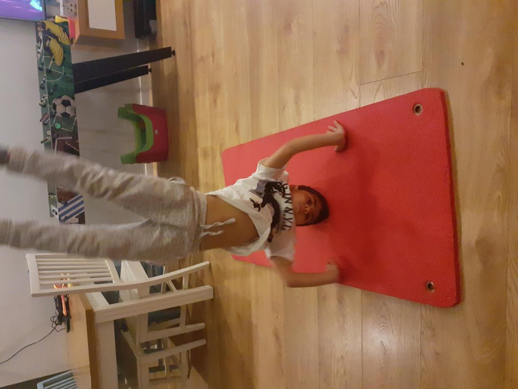 יומן קורונה by yasmin - Ourboox.com