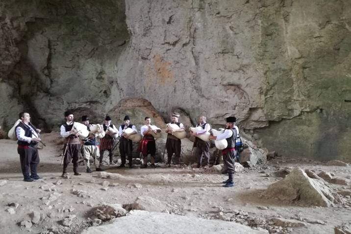 Our beautiful town Lukovit by GABRIELA PEYCHEVA - Ourboox.com