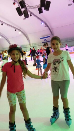 queen shilat by shilat goren - Ourboox.com