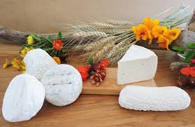 חג השבועות by caya - Illustrated by חיה טובה לוי - Ourboox.com