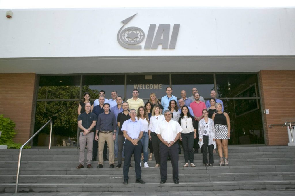 יפעת מאי 2020 by meir - Ourboox.com