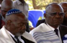 South africa collaborative project by yair lapidot - Illustrated by yair lapidot and amit lev ari  - Ourboox.com