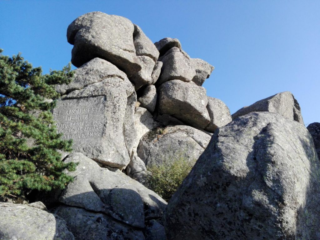 Libro de buen amor by Xenia Ivanschaia - Illustrated by Xenia Ivanschaia  - Ourboox.com