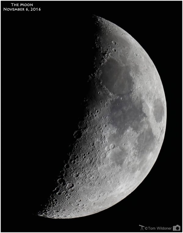 THE PHASES OF THE MOON by Luca - Ourboox.com