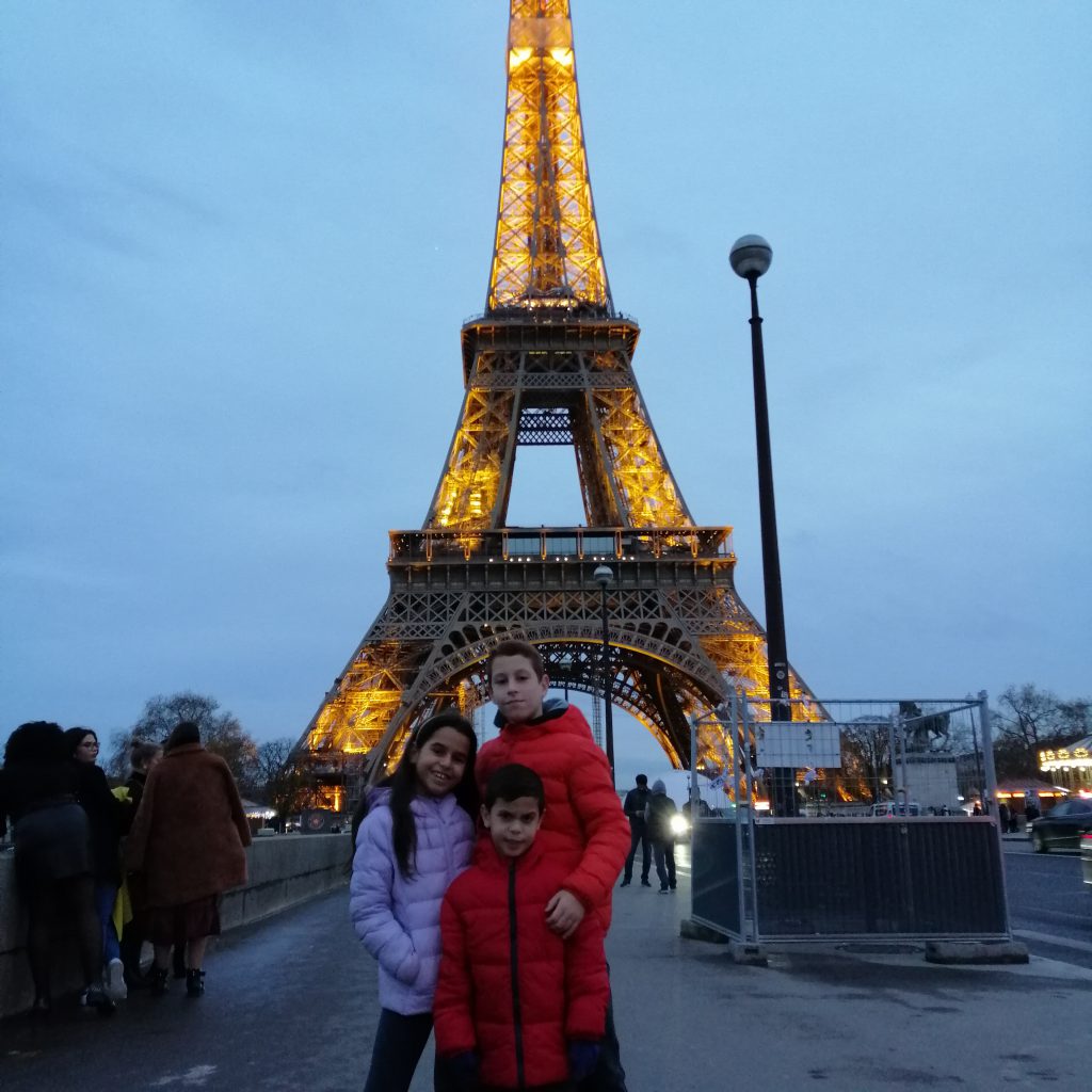 Travel to France by Gal ben dov - Ourboox.com