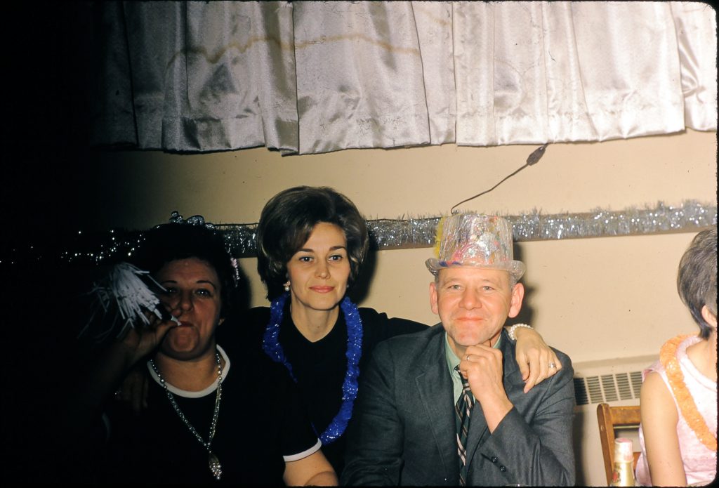 n.y.day in pa. dee s wig!!