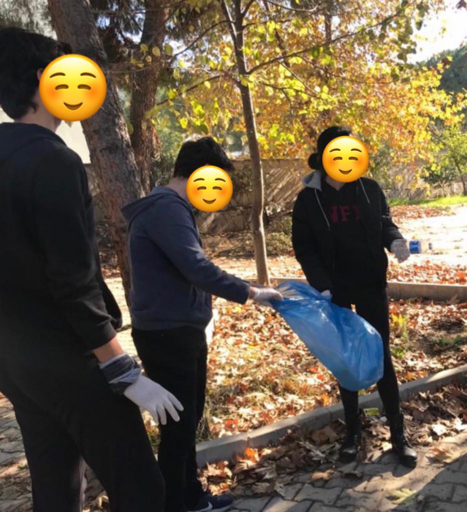 PLASTİC AGE by MİNE TÜRKER and SEVGİ ÇOBAN - Ourboox.com