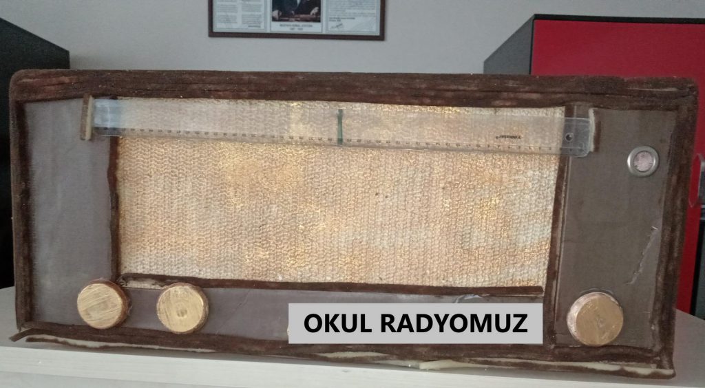 PLASTİC AGE by MİNE TÜRKER and SEVGİ ÇOBAN - Ourboox.com