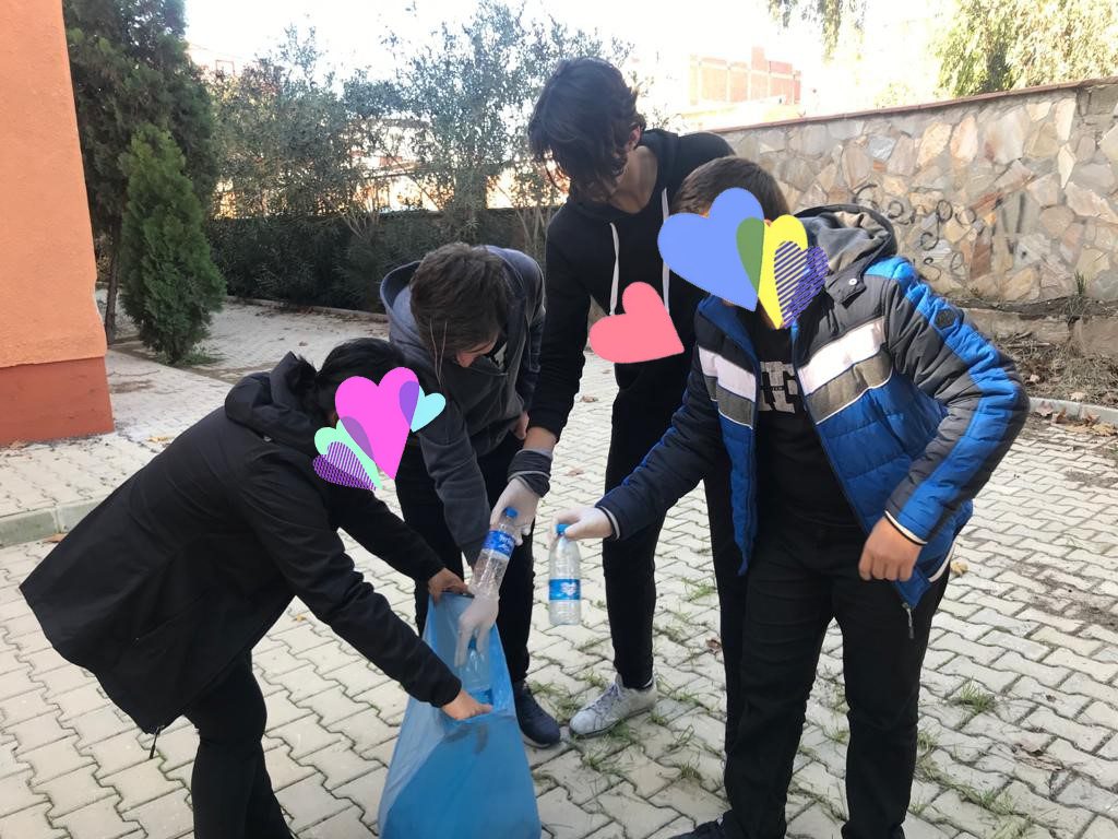 PLASTİC AGE by MİNE TÜRKER and SEVGİ ÇOBAN - Ourboox.com