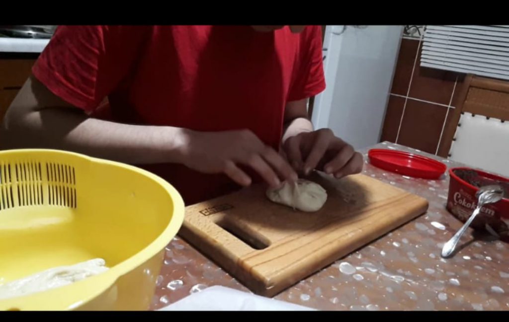 KENDİNİ SEV ÇEVRENİ KORU by HANİFE ÇEKMEZ - Ourboox.com