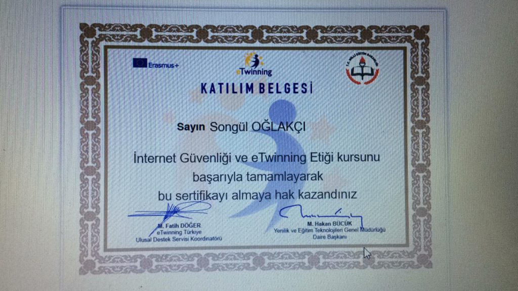GÜVENLİ İNTERNET VE eTWİNNİNG ETİĞİ KURSU SERTİFİKALARIMIZ by Fadime Yılmaz - Illustrated by AZ ATTIK DOĞAYA KATTIK PROJE EKİBİ - Ourboox.com