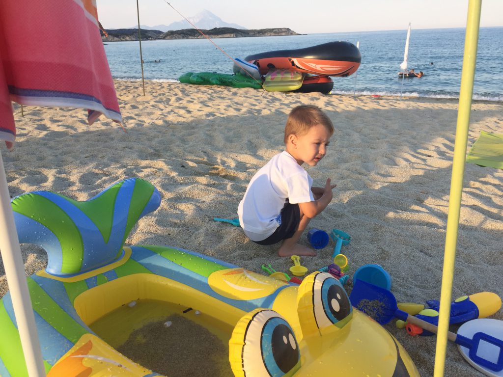 Моето семейство by Valeri Slavchev - Ourboox.com