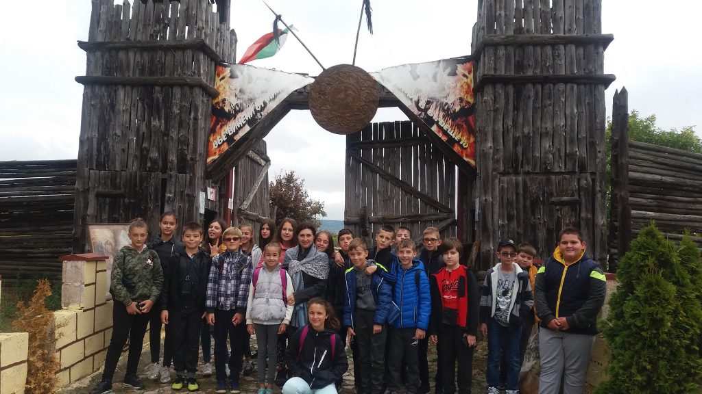 Пети а клас by valya videva - Ourboox.com