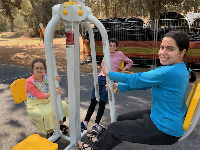 החוברת של שלהבת by adi oved - Ourboox.com