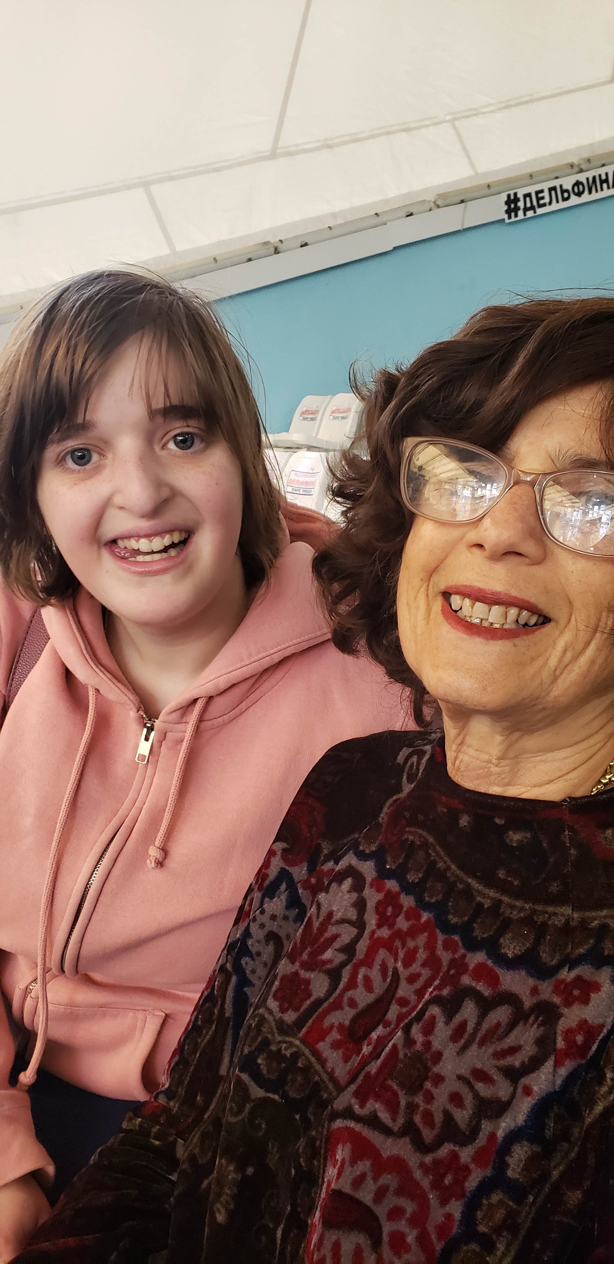 החוברת של שירה by adi oved - Ourboox.com