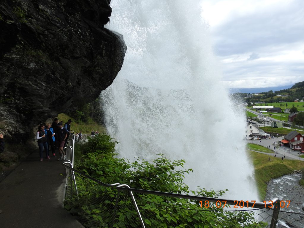 Voyage en Norvege by Kamil Watut - Ourboox.com