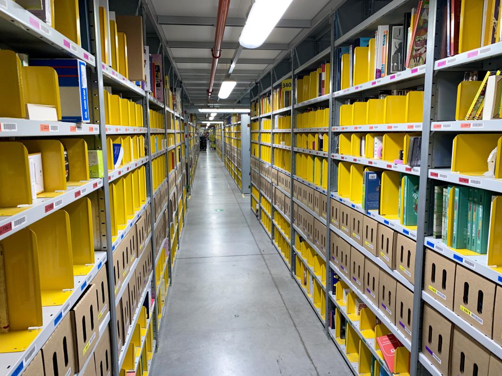 I VARI TIPI DI MAGAZZINO by paolillomatteo - Ourboox.com