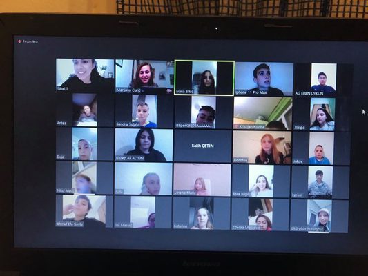 Musing is Amusing e Twinning project by Esra Bilgili - Ourboox.com