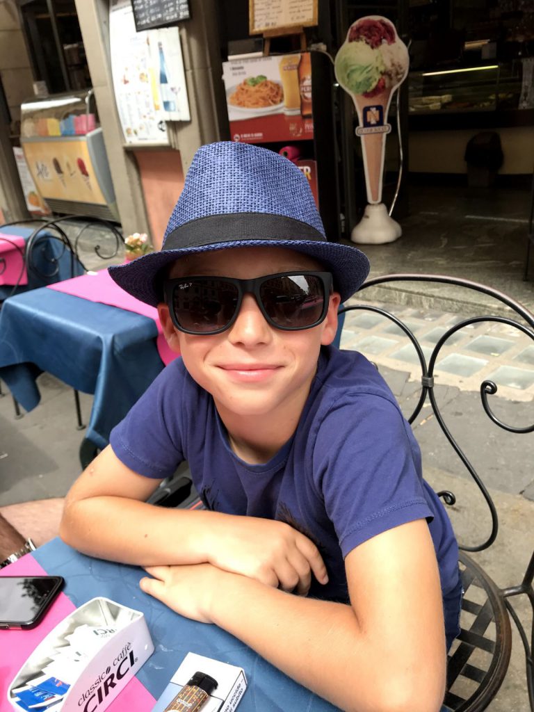 Дигитални граждани by Hristiyan - Ourboox.com