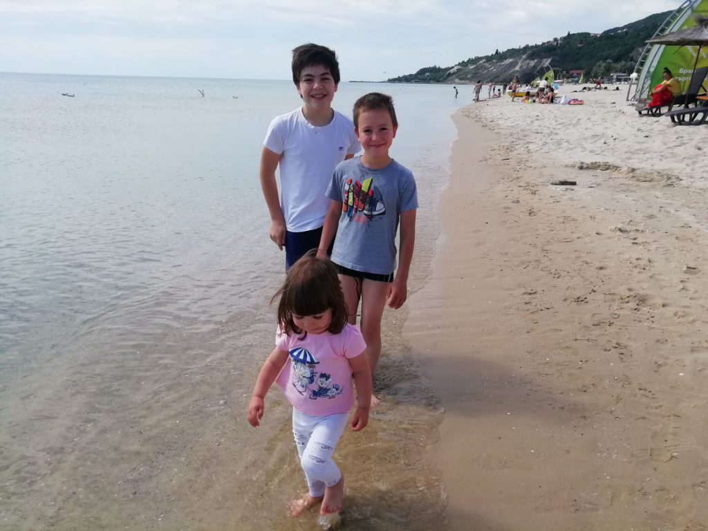 Спомени by Mihail Mihaylov - Ourboox.com