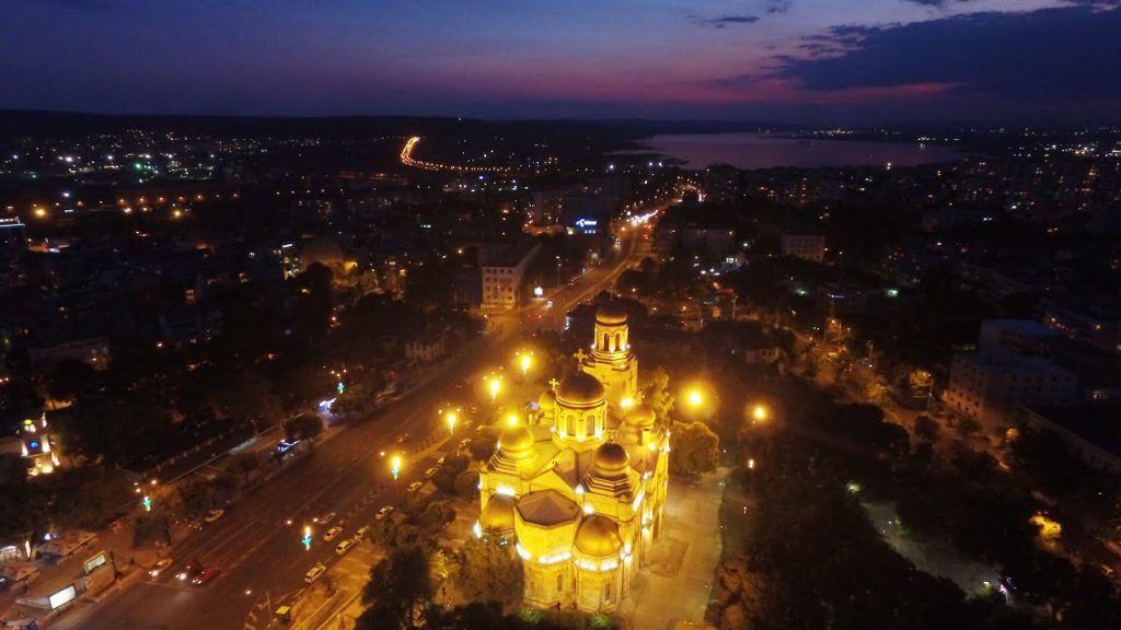 Морската столица на България by Radi - Ourboox.com