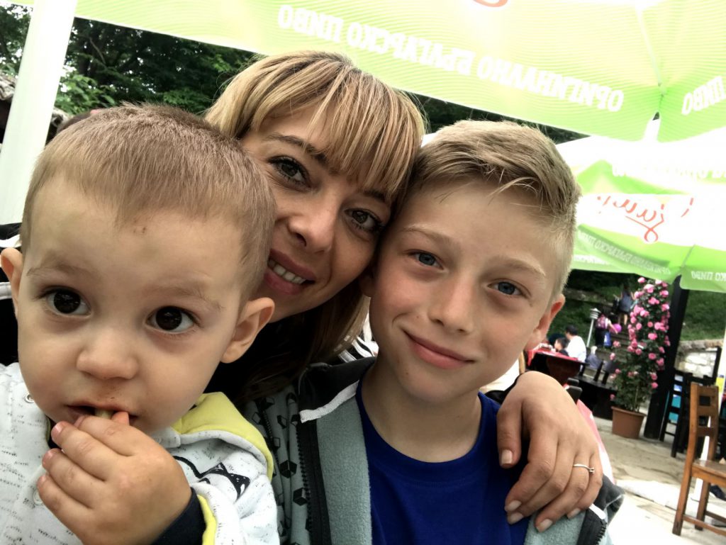 Дигитални граждани by Hristiyan - Ourboox.com